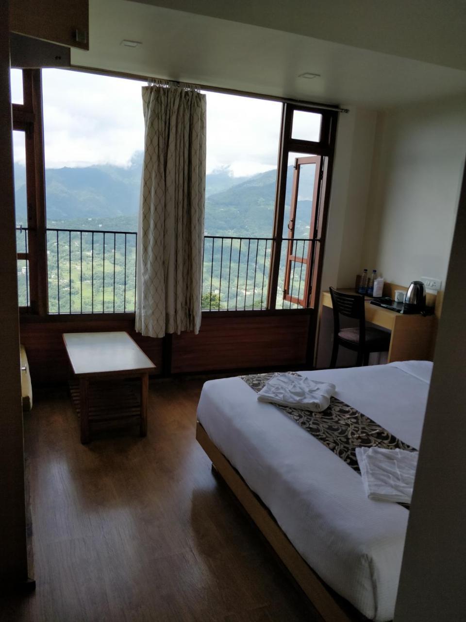 Hotel Ninamma Gangtok Exterior photo